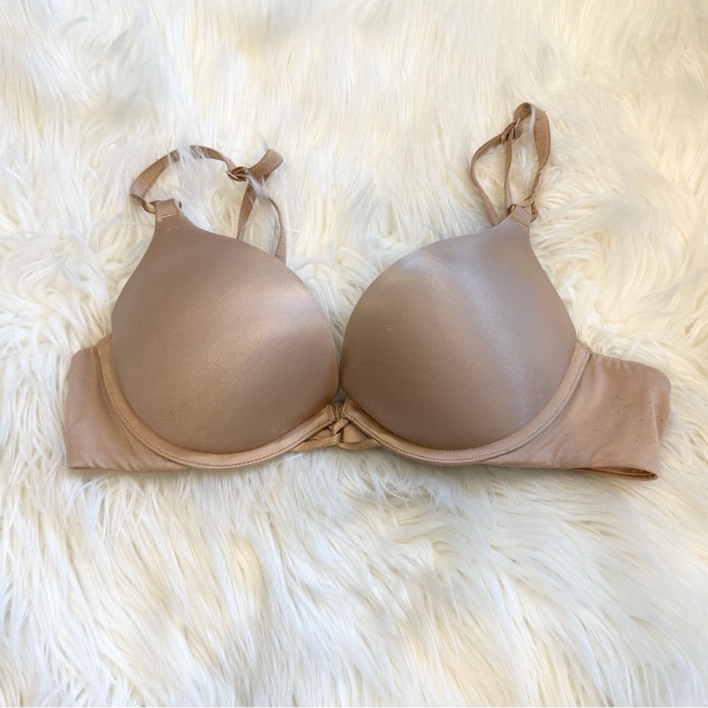 Victoria’s Secret Women Bra 34A Miraculous Plunge Bra Beige Push Up Underwired
